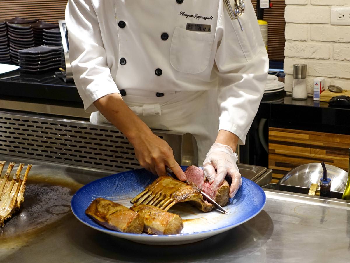 【宜蘭食記】饗宴互動式鐵板燒(新址) 美國藍鑽級羊肉餐酒會嚐鮮