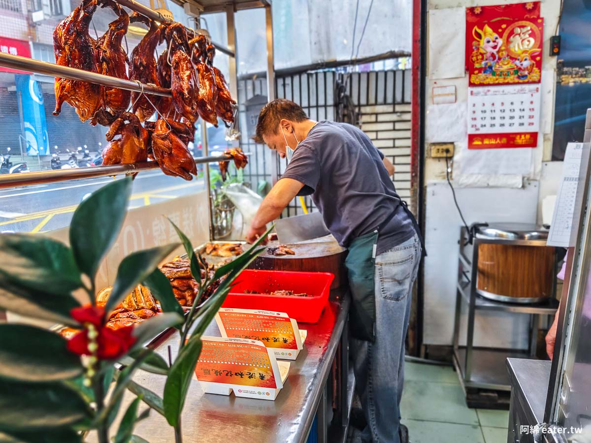 桃園美食|香港和記燒臘-招牌鴨腿飯開店30分鐘內就賣光，寶山街便當，大有區美食