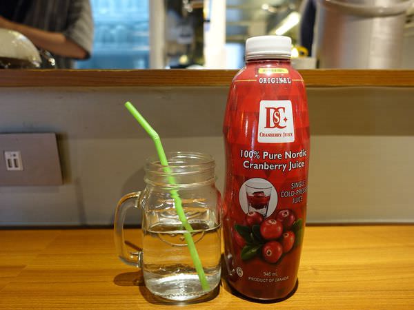 【宅配︱團購︱飲品】DSC浚泰頂級冷壓蔓越莓原汁-第一道初榨，100%蔓越莓原汁，加拿大進口